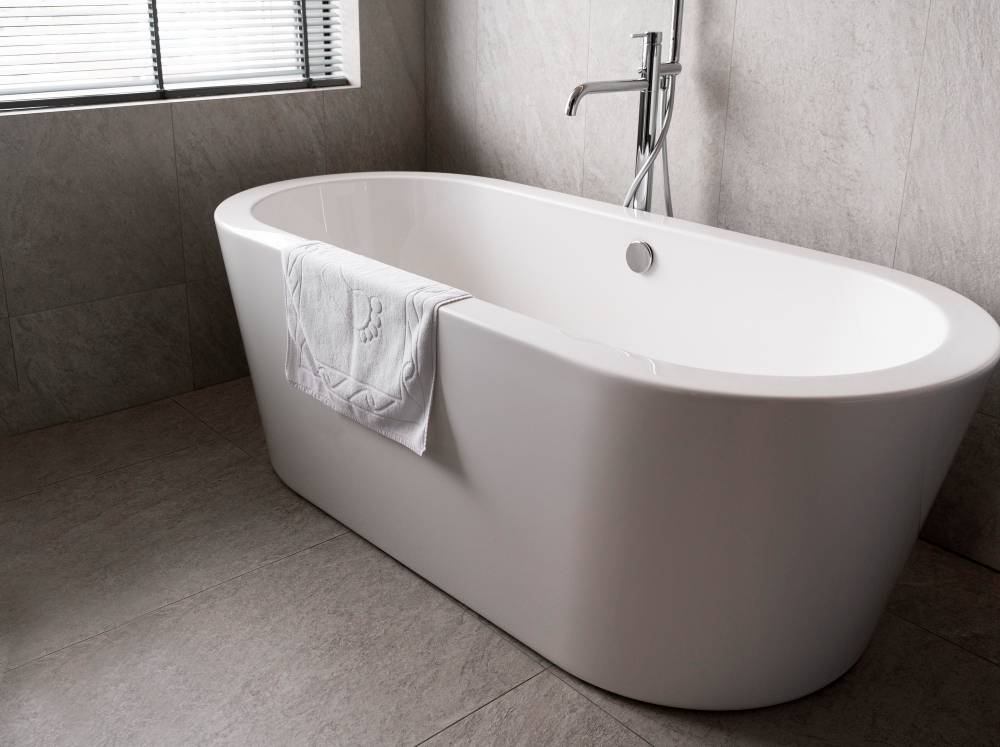 Walk-in Bathtub